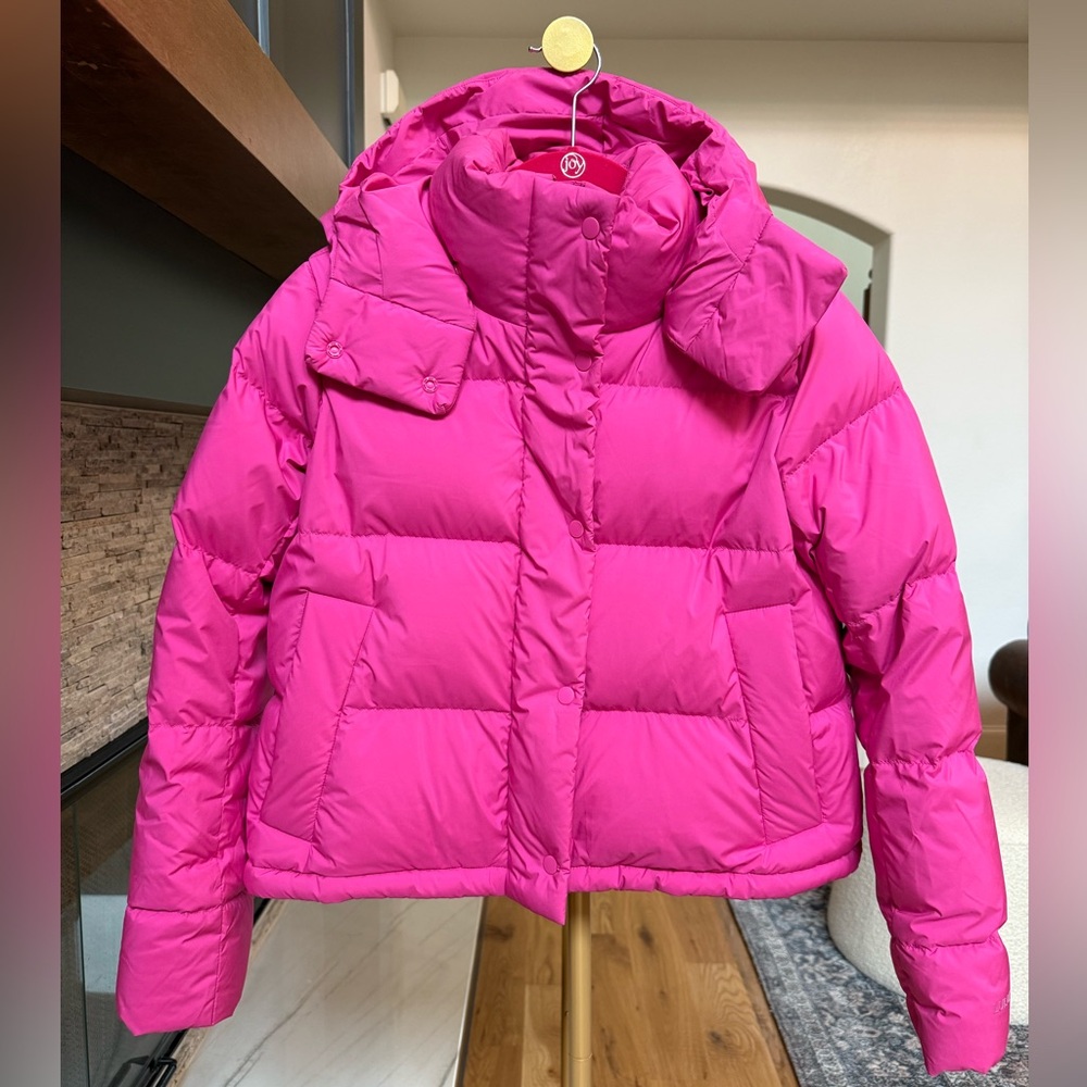 EUC Lululemon Wunder Puff Cropped Jacket Size 6 Sonic Pink